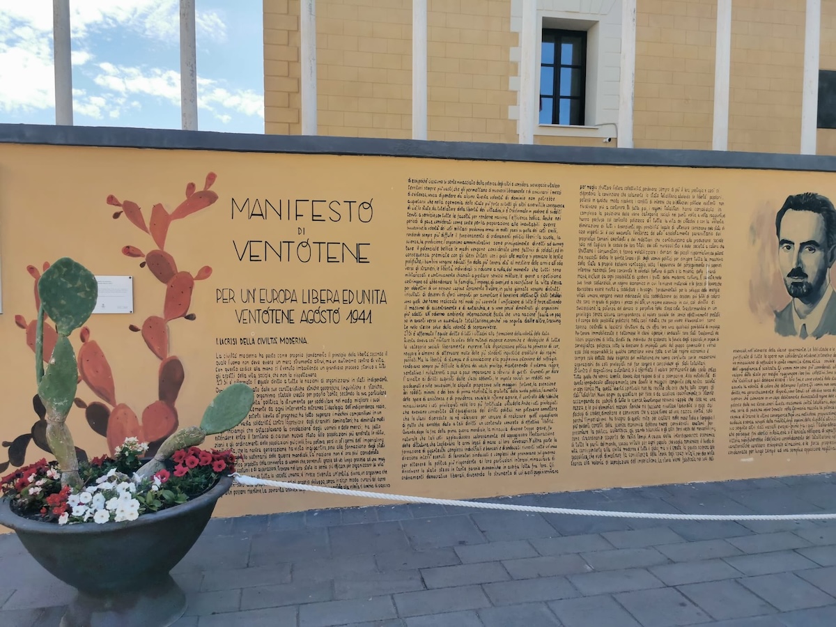 Ventotene 25