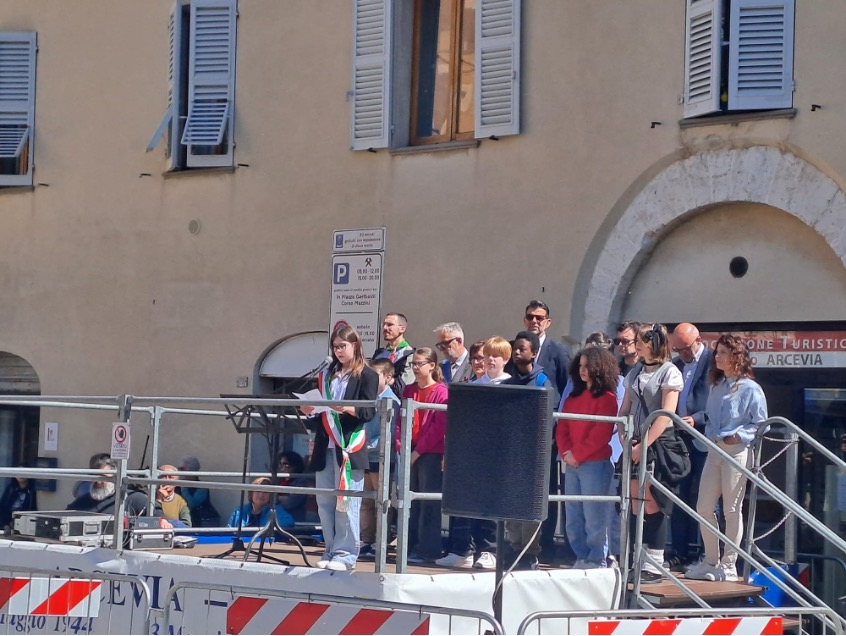 La Memoria nelle Mani dei Giovani