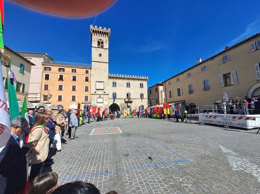 La Memoria nelle Mani dei Giovani